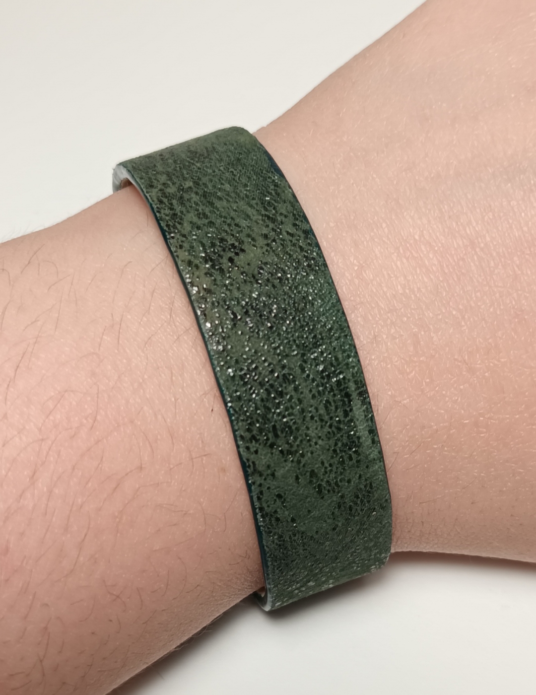 Bracelet vert forêt brillant