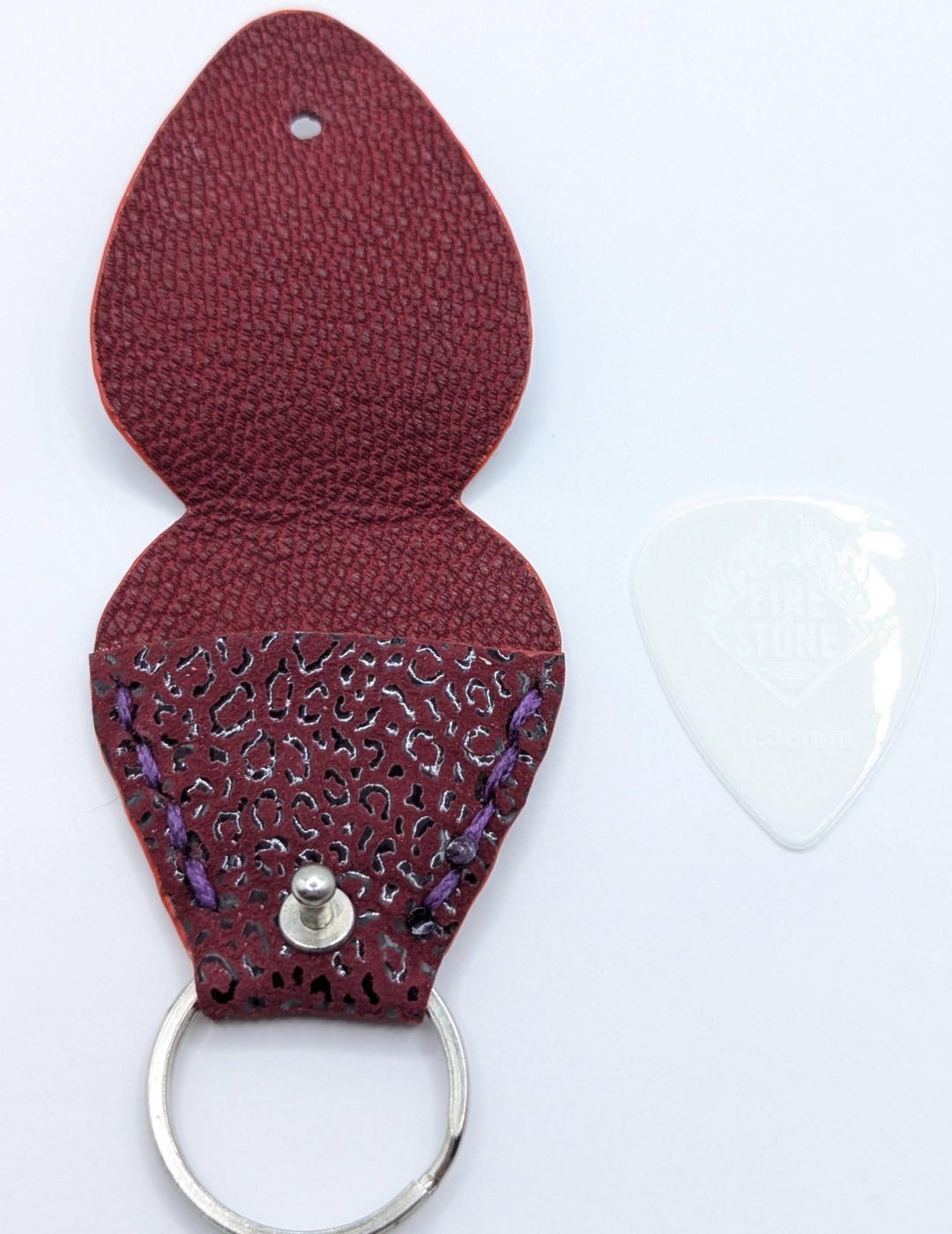 Étui à médiator Bordeaux imitation léopard