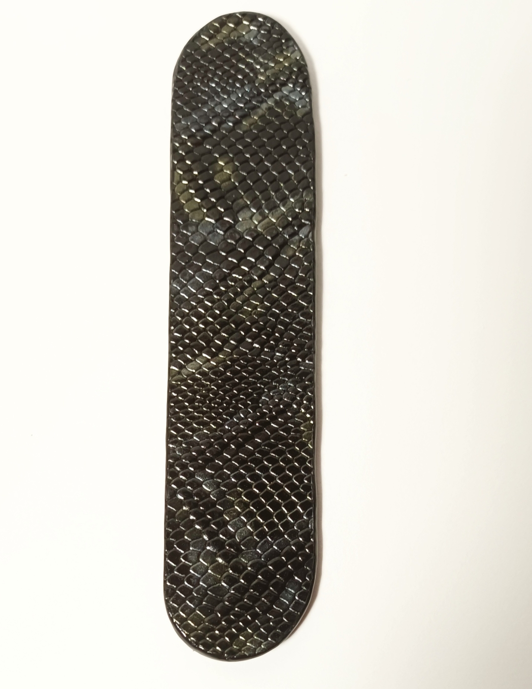 Marque-page noir et noir imitation python