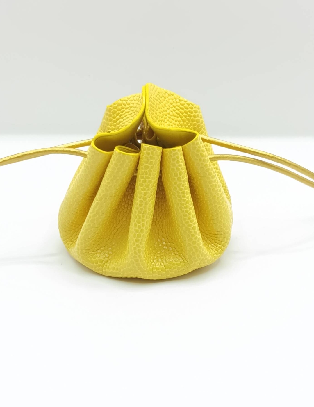 Petite bourse Jaune Grainé