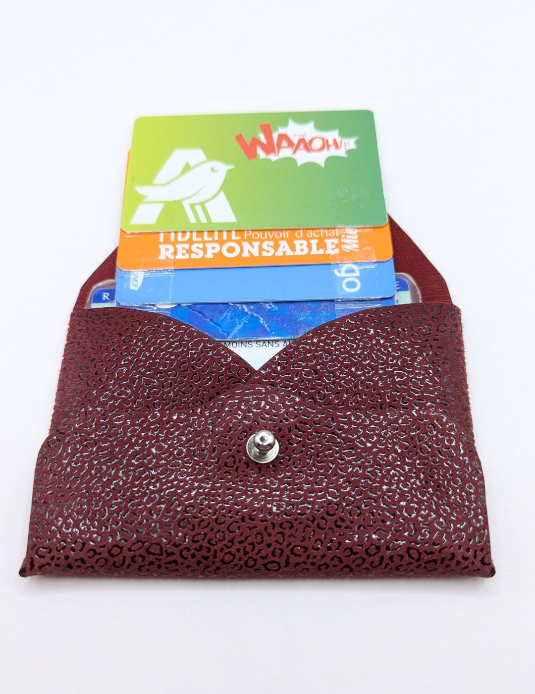 Porte-cartes Bordeaux imitation léopard