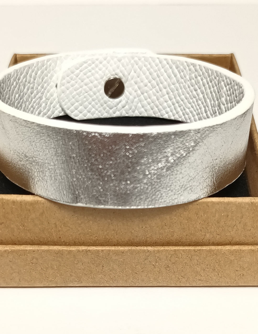 Bracelet argenté effet miroir