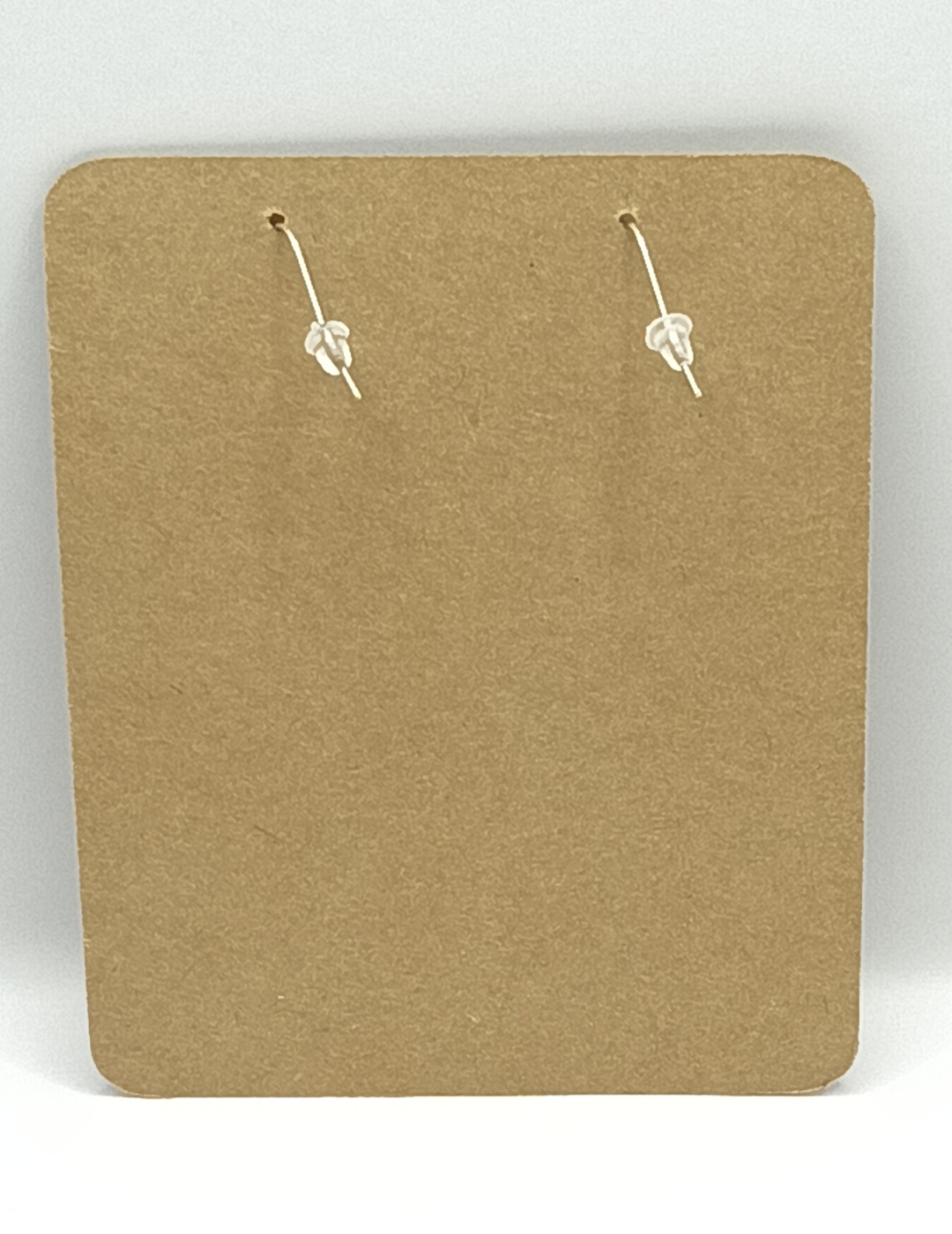 Boucles d’oreilles petite goutte en galuchat jaune