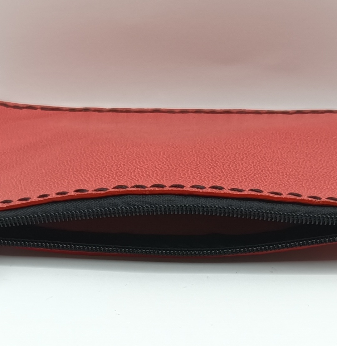 Porte-monnaie rouge et noir