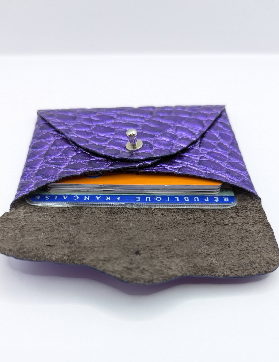 Porte-cartes Violet métallisé imitation crocodile