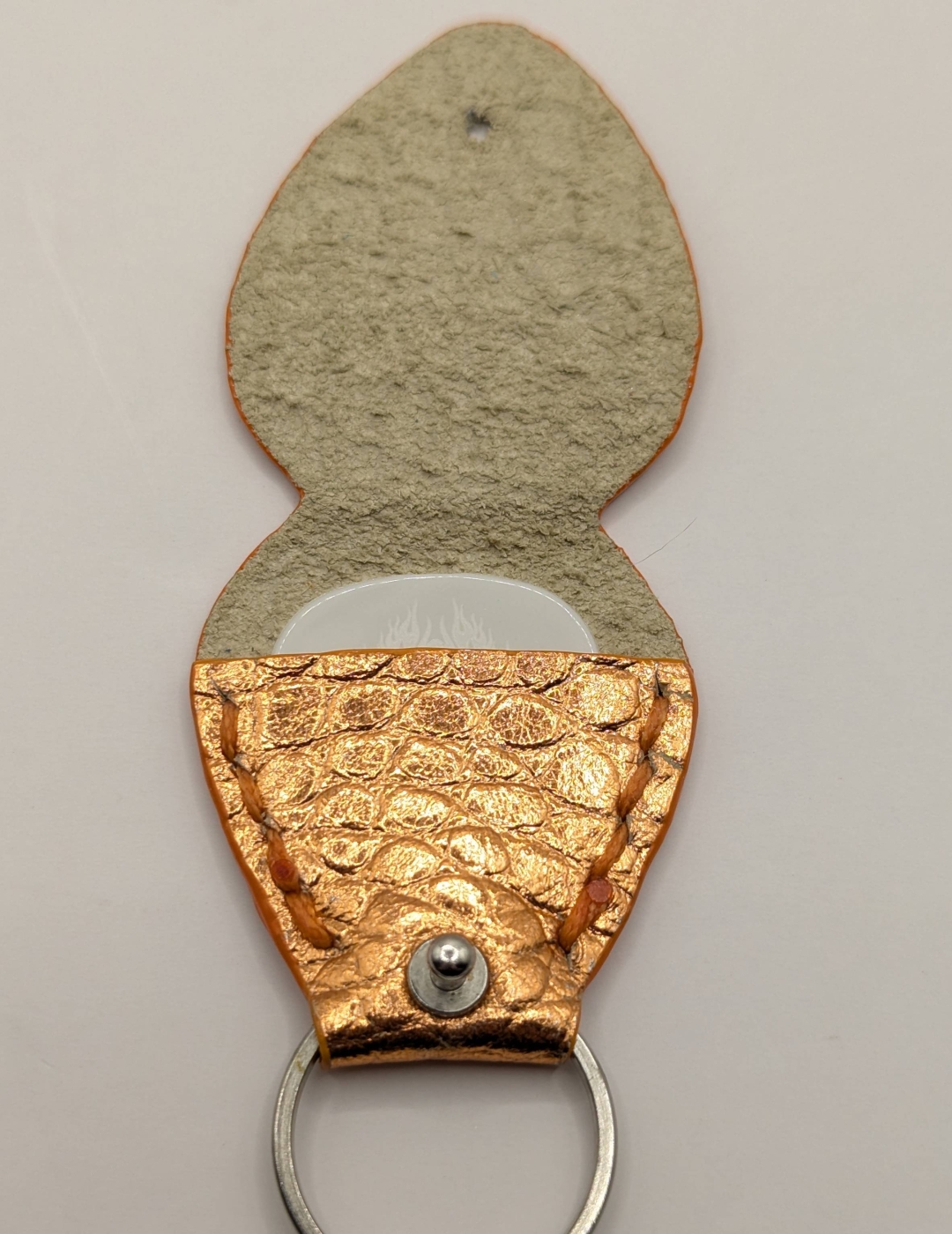 Étui à médiator Orange irisé imitation crocodile