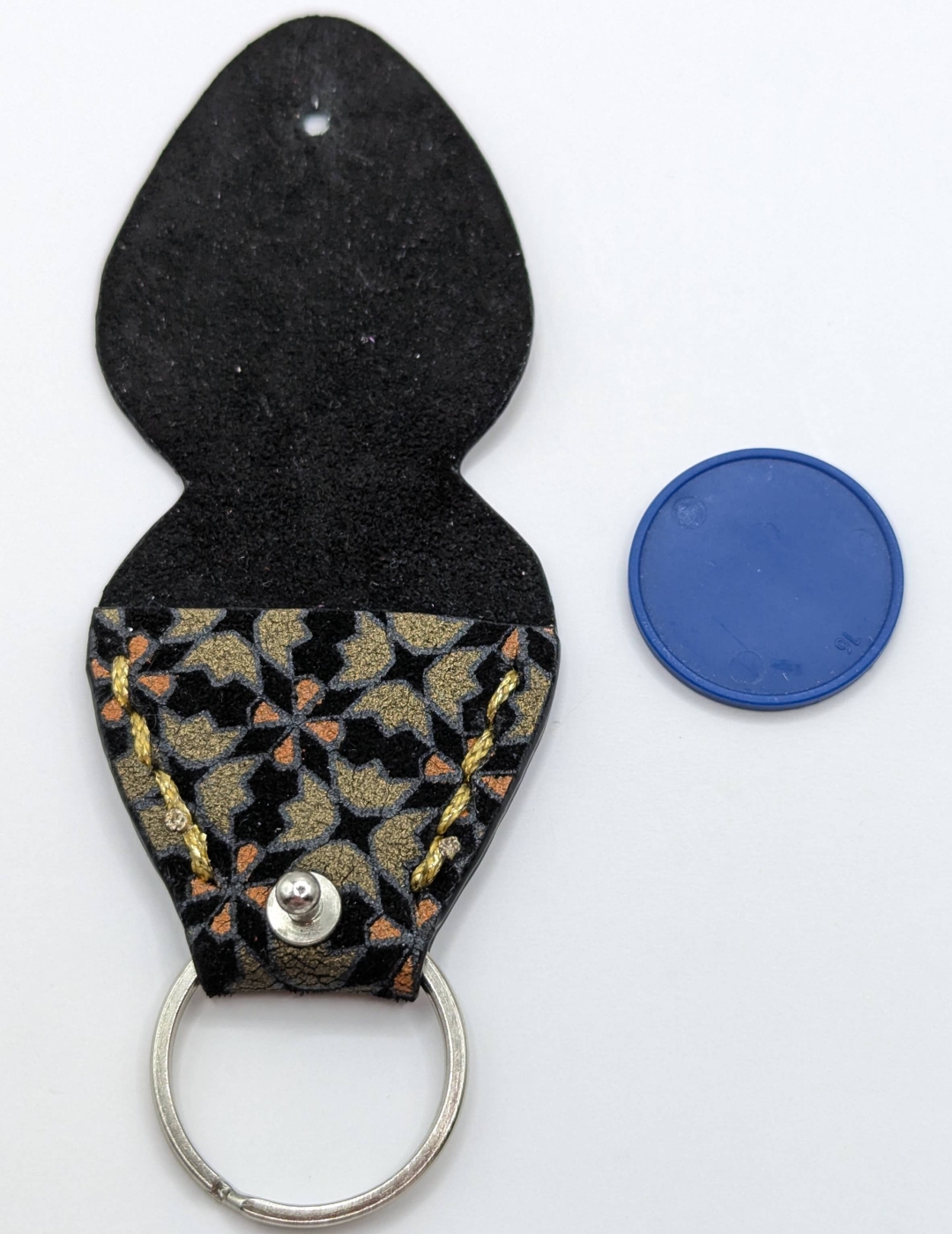 Étui à médiator Noir fleurs vintage