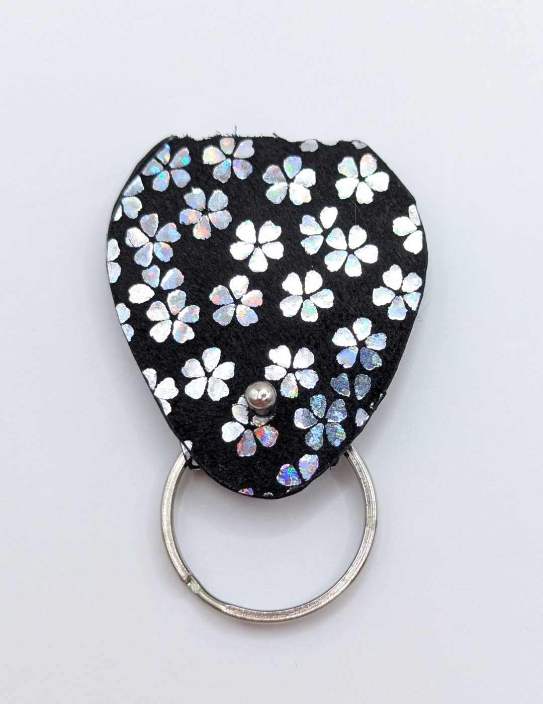 Étui à médiator Noir à petites fleurs argent