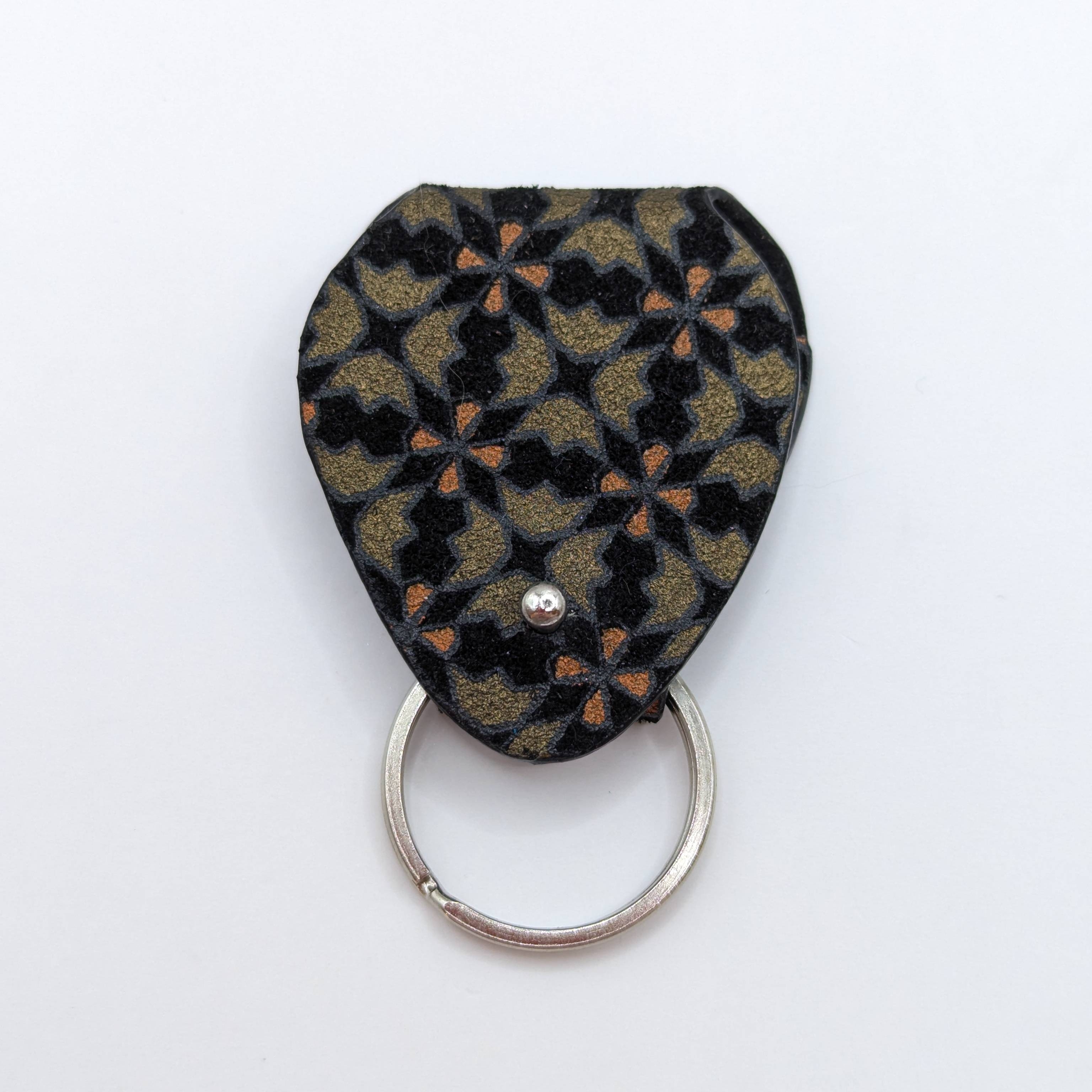 Étui à médiator Noir fleurs vintage