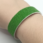 Bracelet perlé vert et blanc