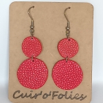 Boucles d’oreilles double rond en galuchat rouge