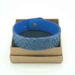 Bracelet bleu foncé en saumon