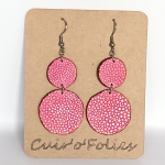 Boucles d’oreilles double rond en galuchat rose