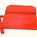 Pochette rouge vernis et rouge