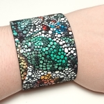 Bracelet Manchette fleurie noire