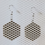 Boucles d’oreilles grand hexagone en galuchat  café au lait