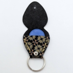 Étui à médiator Noir fleurs vintage