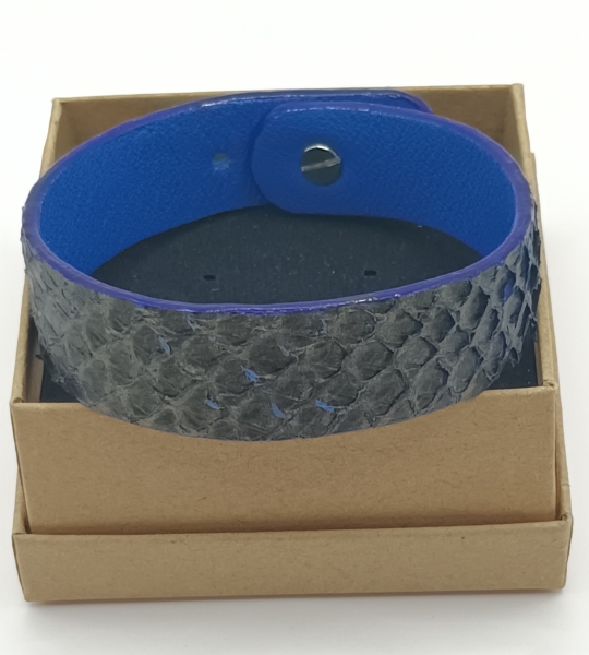 Bracelet bleu aux reflets bronze en saumon